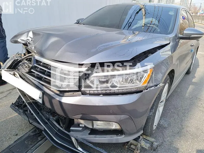 Photo 2 of 12: 2018 Volkswagen Passat 2.0 TSI, VIN 1VWZZZA3ZJC050175 — Korean insurance auction