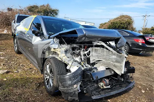 Photo 2 of 5: 2022 Kia K5, VIN KNAG241ABNA195135 — Korean insurance auction