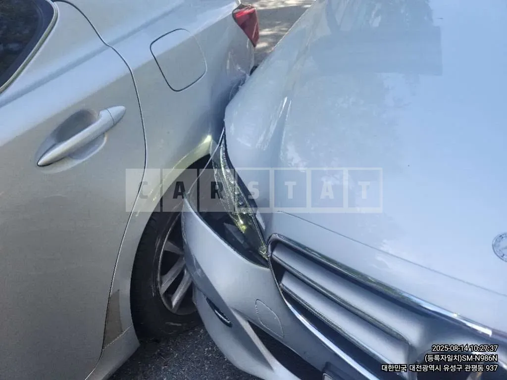 Photo 2 of 5: 2015 Mercedes-Benz E250 BlueTec 4Matic — Korean insurance auction
