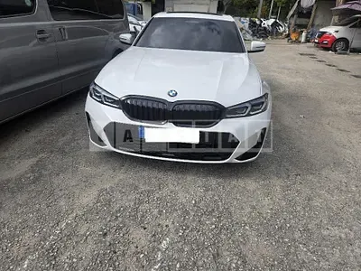 Photo 1 of 44: 2024 BMW 320i, VIN WBA61FS04RFT02793 — Korean insurance auction