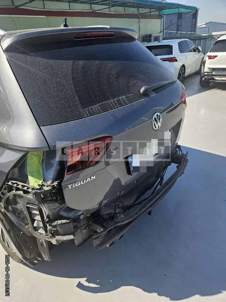 Photo 2 of 12: 2020 Volkswagen Tiguan 2.0 TDI — Korean insurance auction
