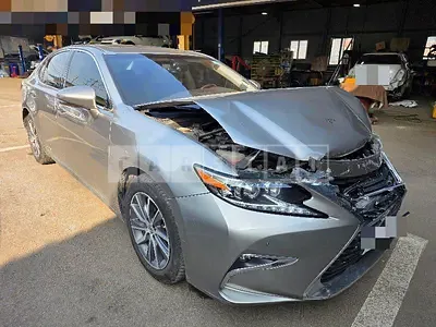 Photo 1 of 25: 2017 Lexus ES300h — Korean insurance auction