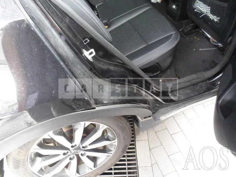 Photo 2 of 41: 2018 Kia Sportage, VIN KNAP781ABJK440832 — Korean insurance auction