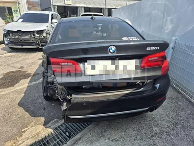 Photo 1 of 8: 2019 BMW 520i Luxury — Korean insurance auction