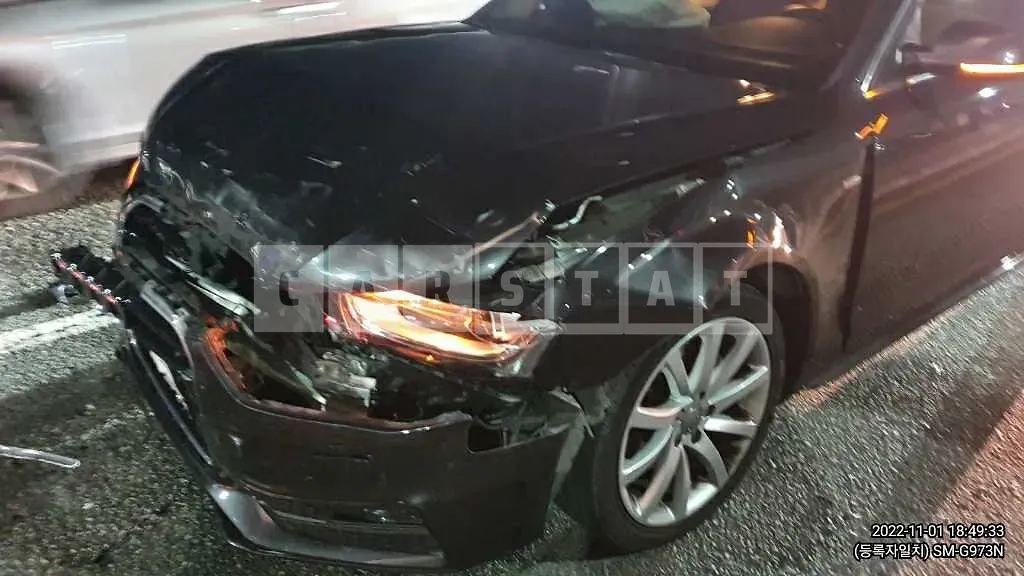 Photo 2 of 25: 2015 Audi A4 35 TDI quattro, VIN WAUZZZ8K0FN040160 — Korean insurance auction