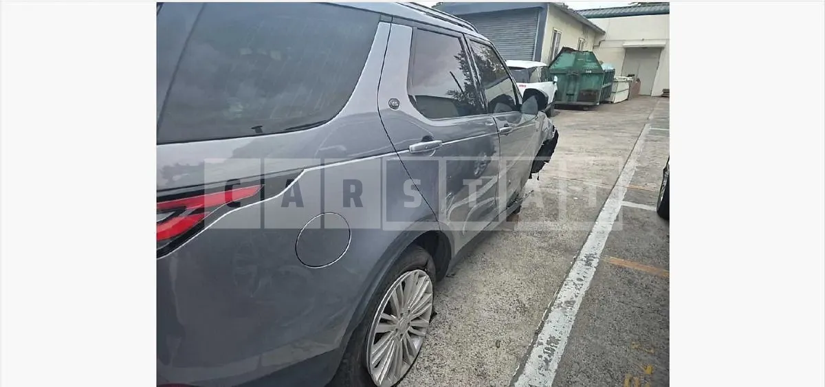Photo 2 of 26: 2020 Land Rover Discovery SD6 — Korean insurance auction