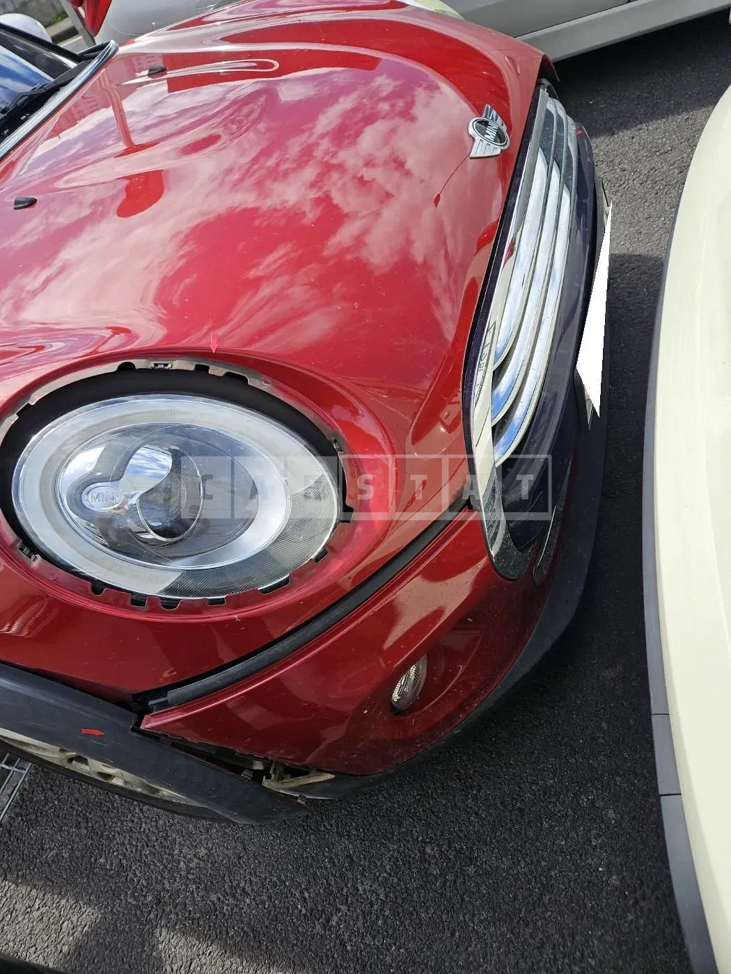 Photo 2 of 35: 2015 MINI Cooper D Five-Door, VIN WMWXT310XG2C94799 — Korean insurance auction