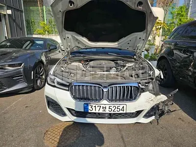 Photo 1 of 21: 2023 BMW 523d — Korean insurance auction