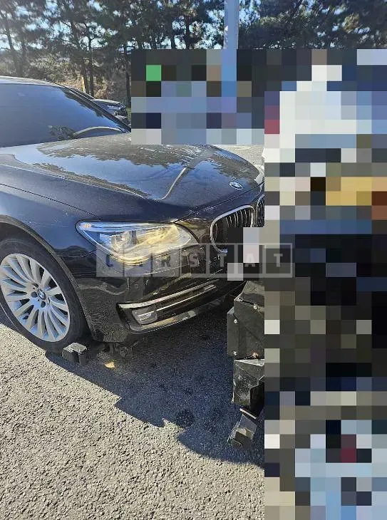 Photo 2 of 7: 2014 BMW 740d xDrive — Korean insurance auction