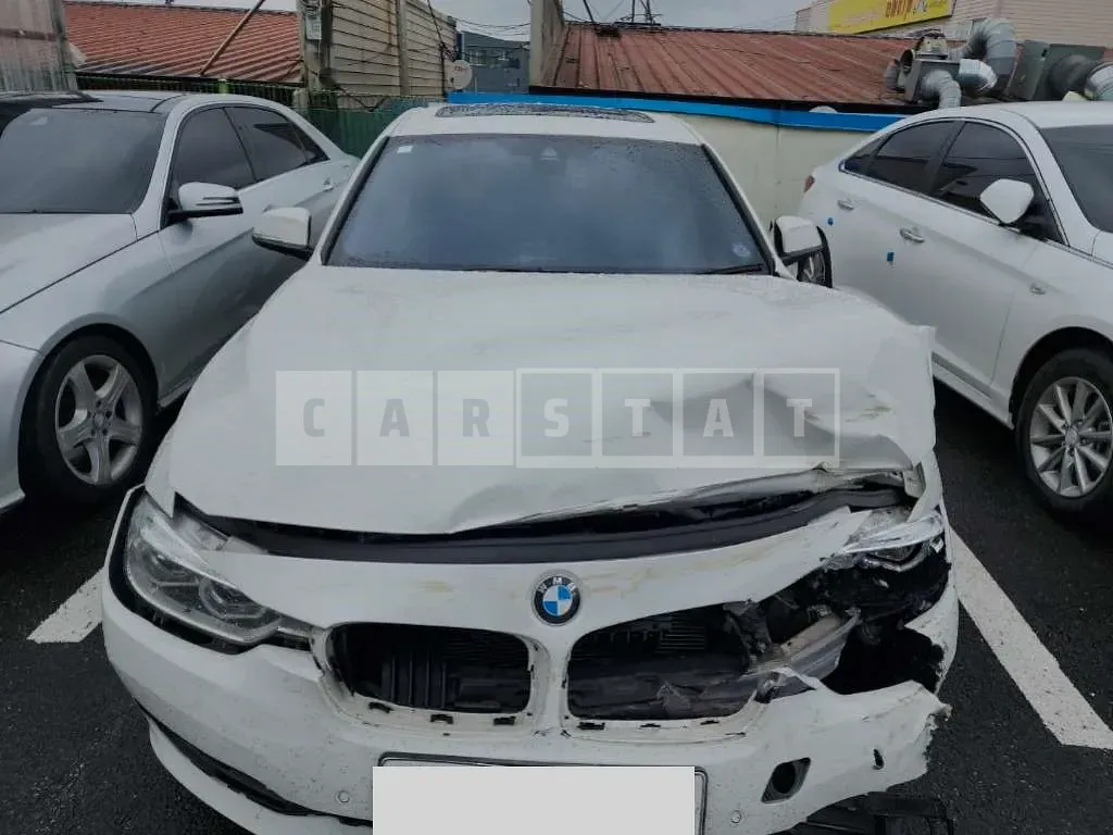 Photo 2 of 9: 2016 BMW 320d EfficientDynamics Edi, VIN WBA8D1108GK655689 — Korean insurance auction