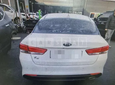 Photo 1 of 15: 2017 Kia K5 2.0, VIN KNAGU411BJA195745 — Korean insurance auction