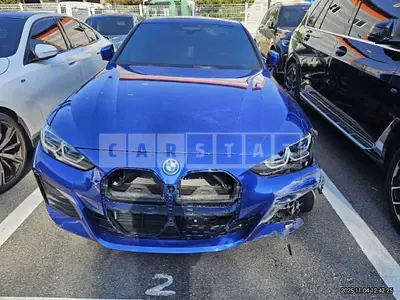 Photo 1 of 13: 2022 BMW i4 eDrive40 — Korean insurance auction