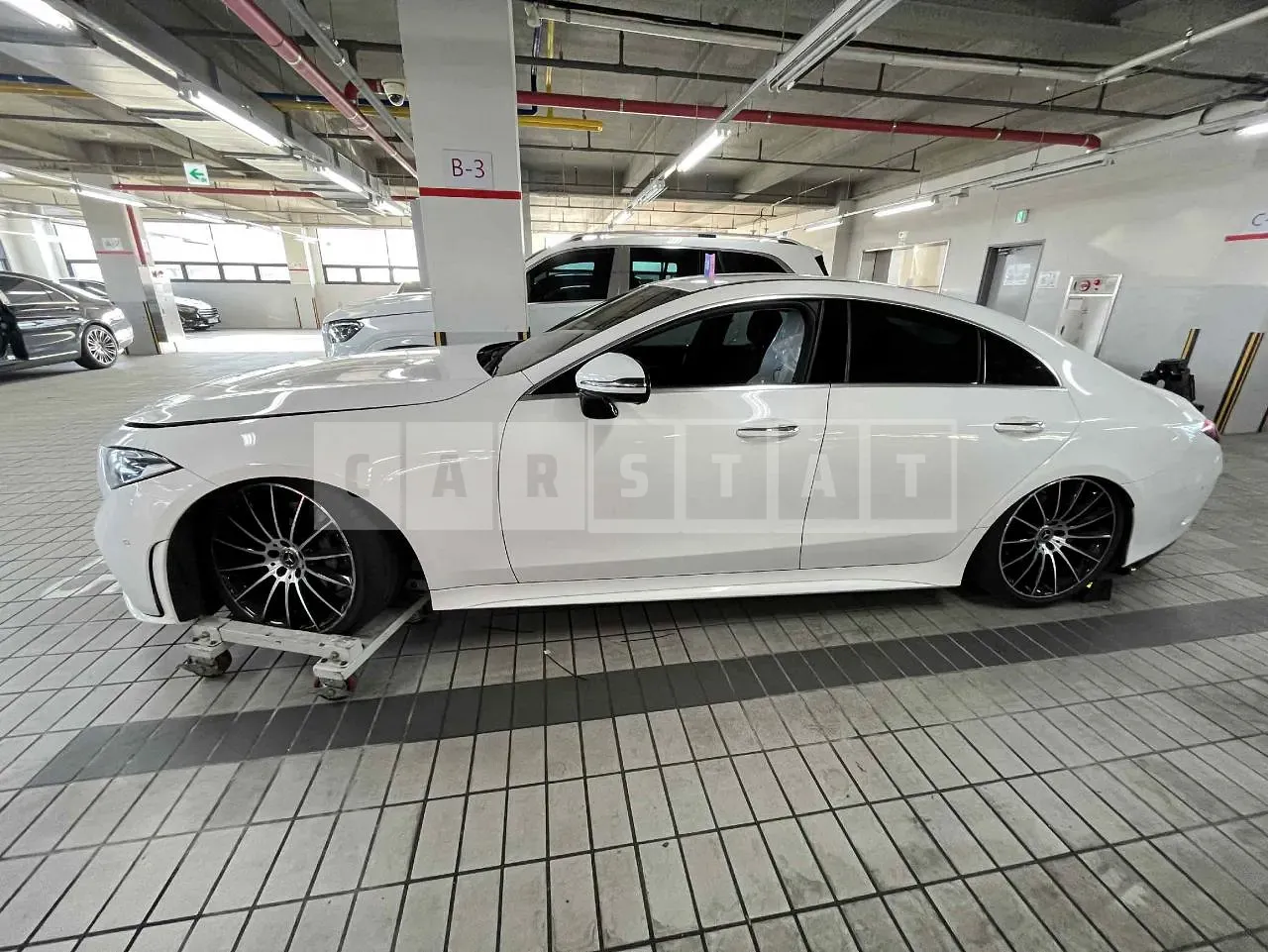 Photo 2 of 10: 2018 Mercedes-Benz CLS400d 4Matic, VIN WDD2J2DB4KA007985 — Korean insurance auction