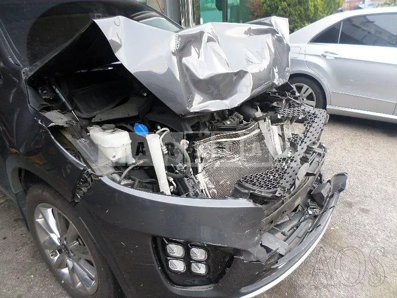 Photo 2 of 7: 2017 Kia Sorento, VIN KNAPS81ABHA341206 — Korean insurance auction