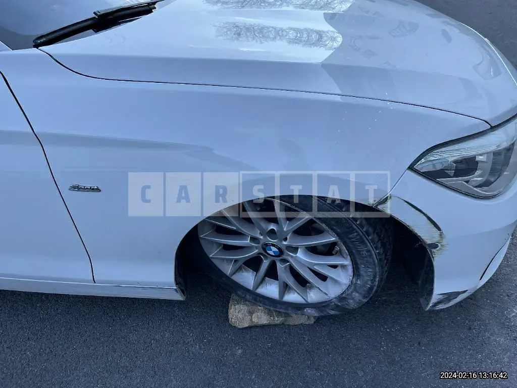 Photo 2 of 7: 2016 BMW 118d, VIN WBA1S5102G5A76665 — Korean insurance auction