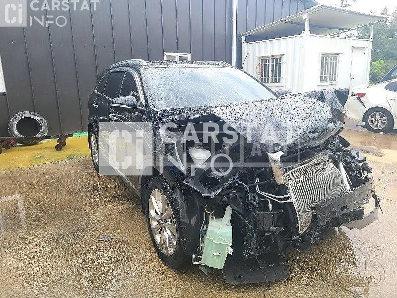 Photo 2 of 10: 2018 Kia Sorento, VIN KNAPS81ABJA430111 — Korean insurance auction