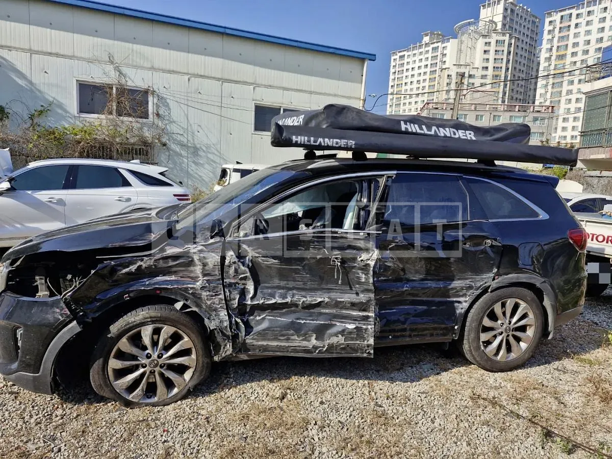 Photo 2 of 7: 2018 Kia Sorento — Korean insurance auction