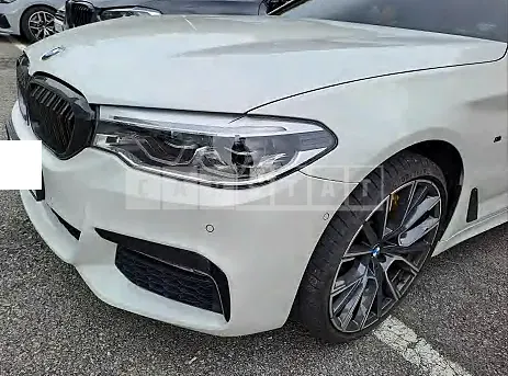 Photo 2 of 25: 2018 BMW 520d xDrive — Korean insurance auction