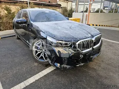 Photo 1 of 42: 2024 BMW 520i — Korean insurance auction