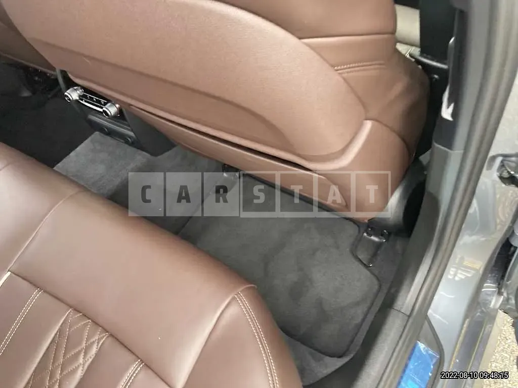 Photo 2 of 7: 2018 BMW 530i, VIN WBAJD3106JG970109 — Korean insurance auction