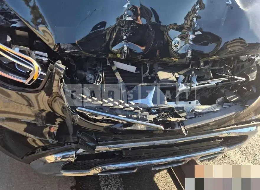 Photo 2 of 23: 2017 Kia Sportage — Korean insurance auction