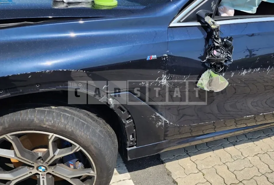 Photo 2 of 50: 2022 BMW X6 xDrive 40i, VIN WBACY6104N9K33449 — Korean insurance auction