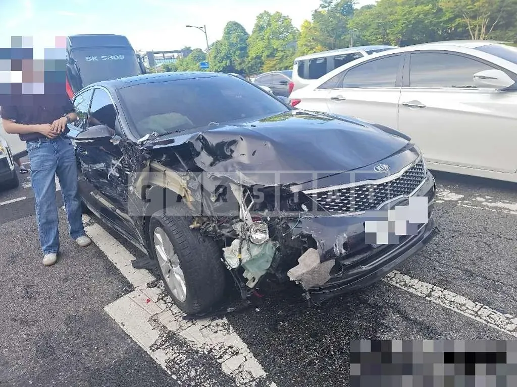 Photo 2 of 6: 2017 Kia K5 LPI 2.0 — Korean insurance auction