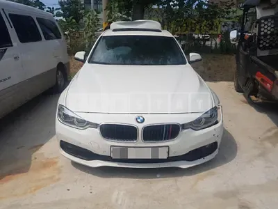 Photo 1 of 9: 2018 BMW 320d, VIN WBA8C5103JA076102 — Korean insurance auction