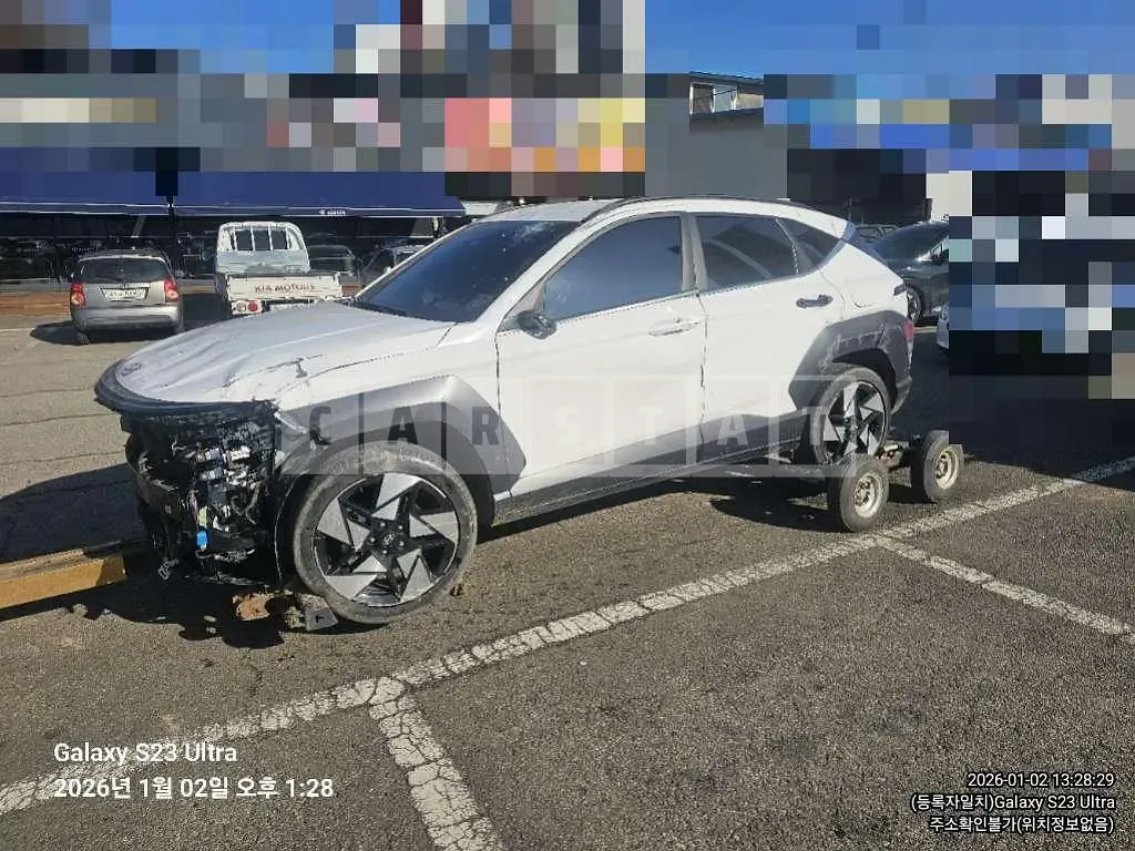 Photo 2 of 12: 2023 Hyundai Kona 1.6 — Korean insurance auction