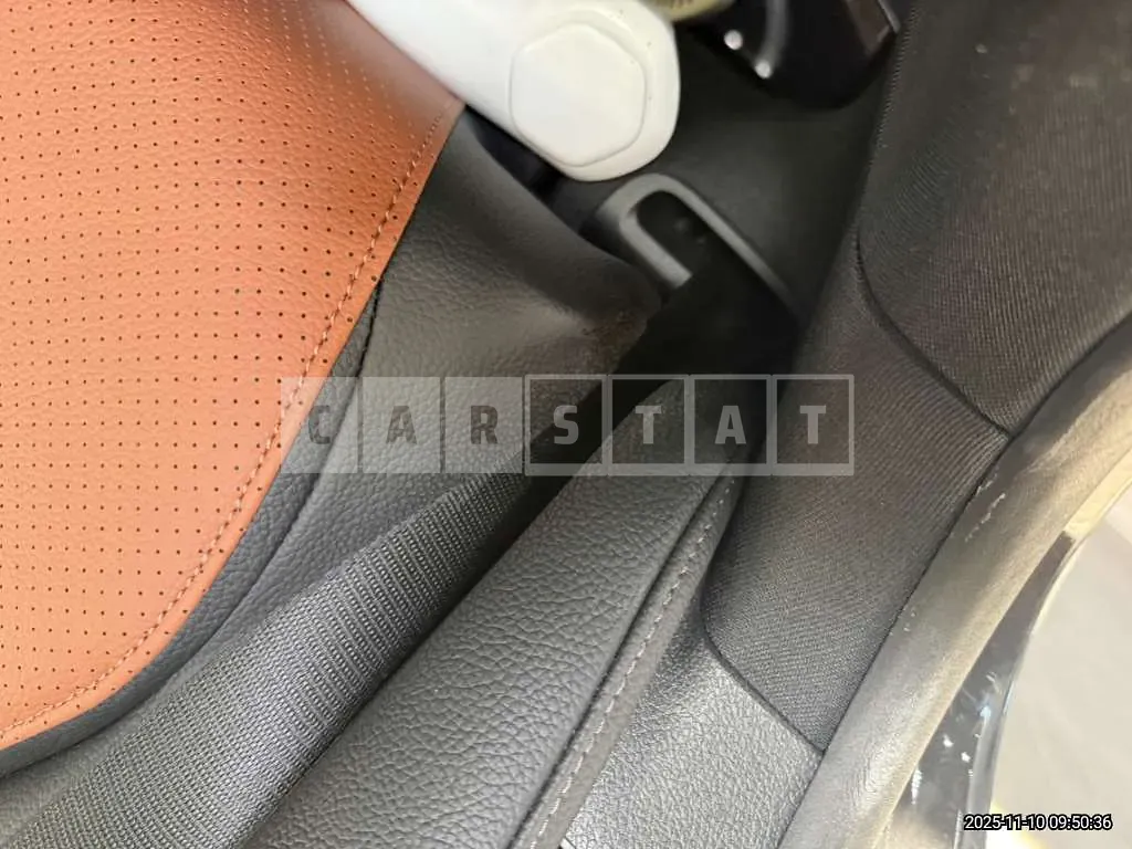 Photo 2 of 32: 2022 Mercedes-Benz C300 — Korean insurance auction