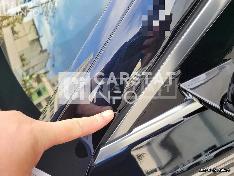 Photo 2 of 15: 2018 BMW 520d, VIN WBAJC3101JDB91627 — Korean insurance auction