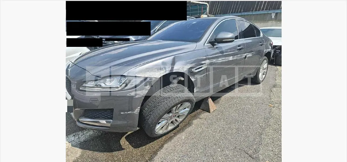 Photo 2 of 9: 2016 Jaguar XF 20d — Korean insurance auction