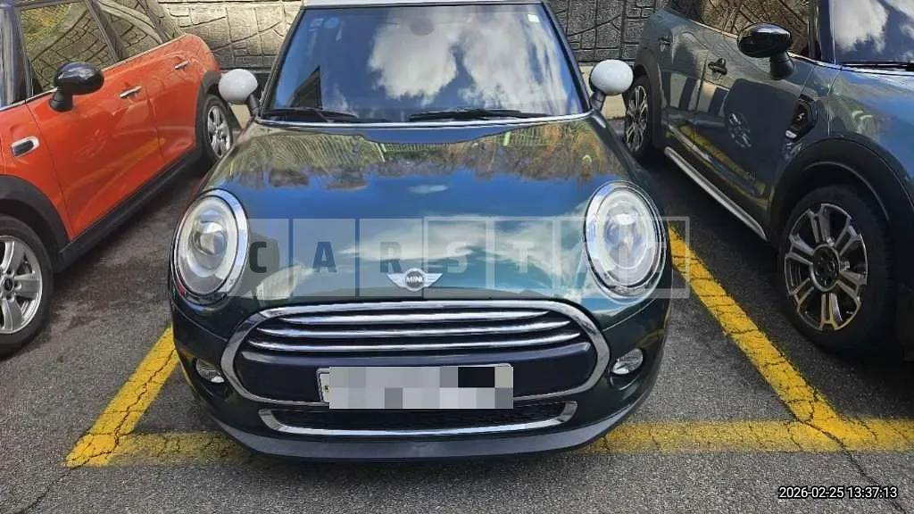 Photo 2 of 11: 2015 MINI Cooper — Korean insurance auction