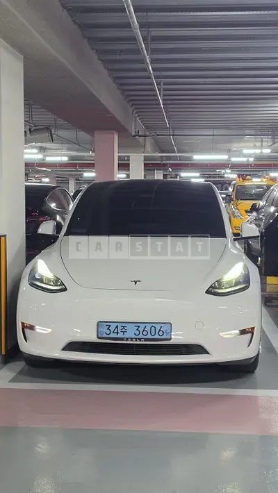 2023 Tesla Model Y AWD Long Range