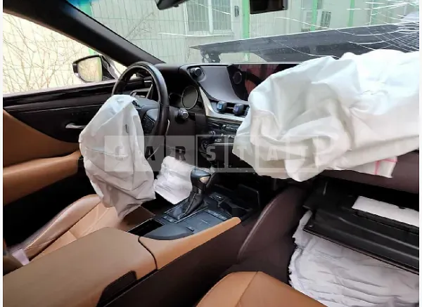 Photo 2 of 28: 2019 Lexus ES300h — Korean insurance auction