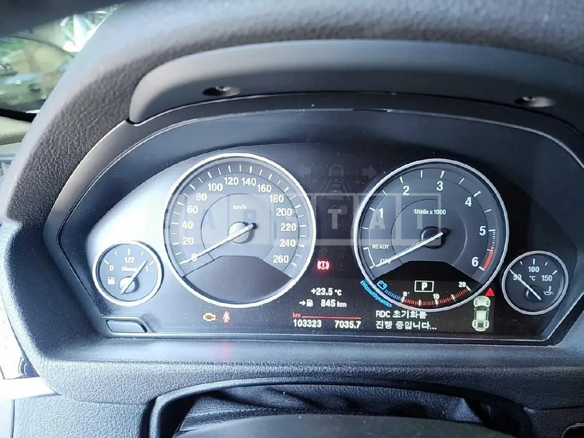 Photo 2 of 6: 2017 BMW 320d — Korean insurance auction