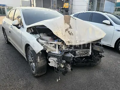 Photo 1 of 5: 2022 Kia K5, VIN KNAG741BBNA190194 — Korean insurance auction