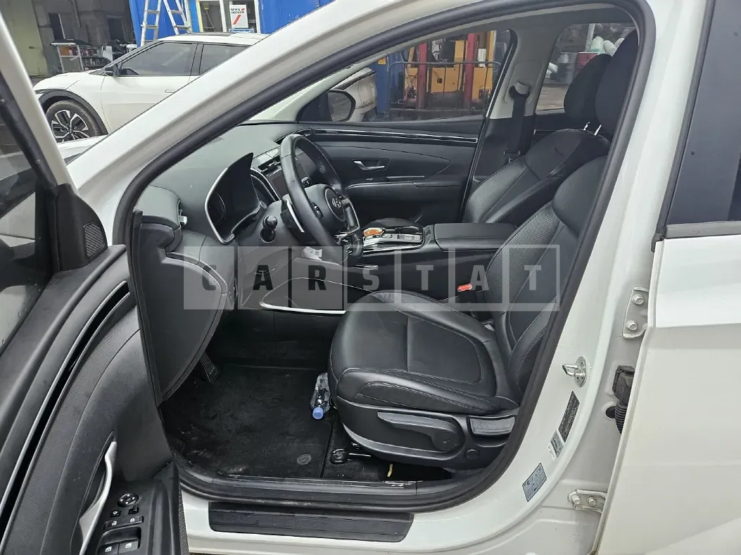 Photo 2 of 13: 2021 Hyundai Tucson Gasoline — Korean insurance auction