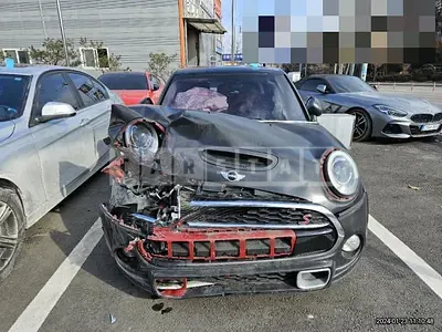 2015 MINI COOPER S FIVE-DOOR