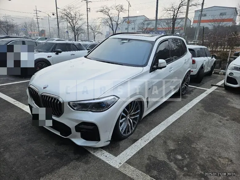 Photo 2 of 18: 2023 BMW X5 M50i — Korean insurance auction