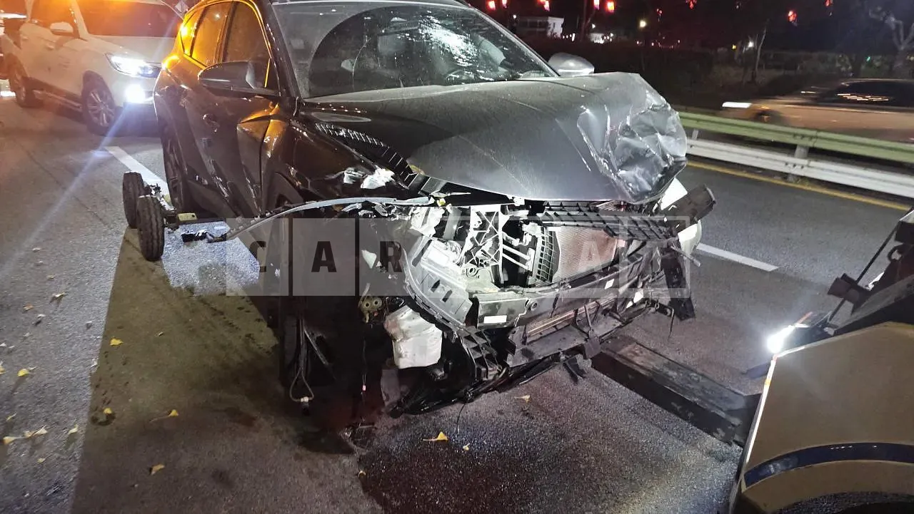 Photo 2 of 10: 2020 Hyundai Tucson, VIN KMHJE81BGMU004197 — Korean insurance auction