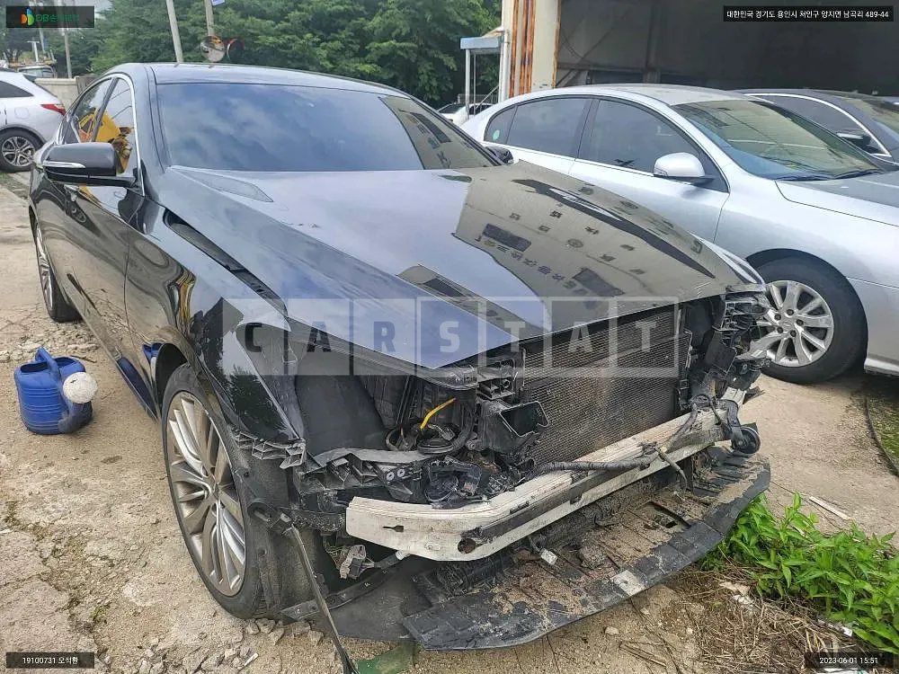 Photo 2 of 26: 2017 Hyundai Genesis /G80, VIN KMHGM41DBHU234011 — Korean insurance auction