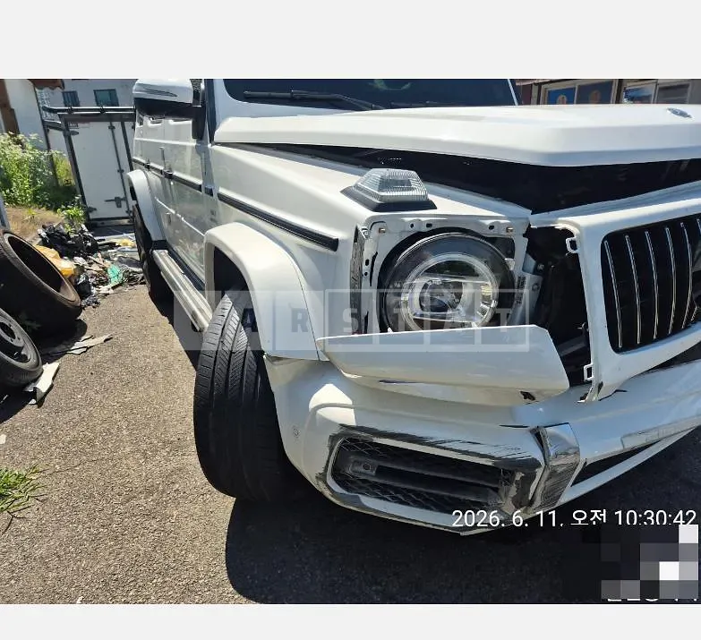 Photo 2 of 29: 2022 Mercedes-Benz AMG G63 — Korean insurance auction