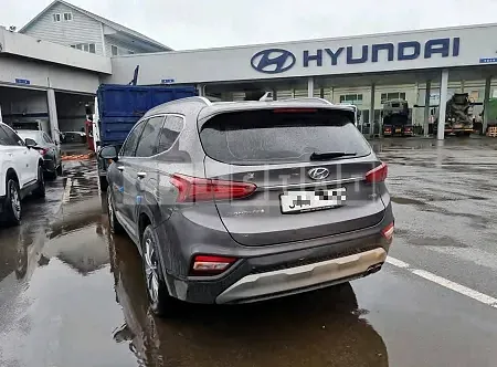 Photo 2 of 11: 2019 Hyundai Santa Fe, VIN KMHS281BBKU159328 — Korean insurance auction
