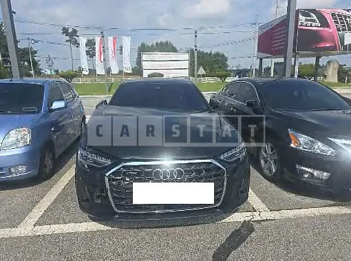Photo 2 of 24: 2023 Audi A8 50 TDI Four — Korean insurance auction