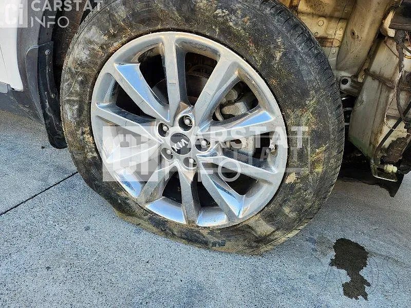 Photo 2 of 12: 2016 Kia Sorento 2.0 — Korean insurance auction
