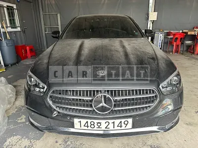 Photo 1 of 10: 2021 Mercedes-Benz E 350 4Matic Avantgarde, VIN W1KZF8GB9MA959804 — Korean insurance auction