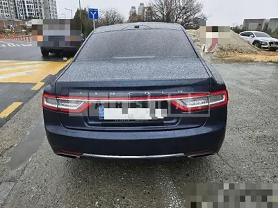 Photo 1 of 11: 2017 Bentley Lincoln Town-Continental 3.0 AWD — Korean insurance auction