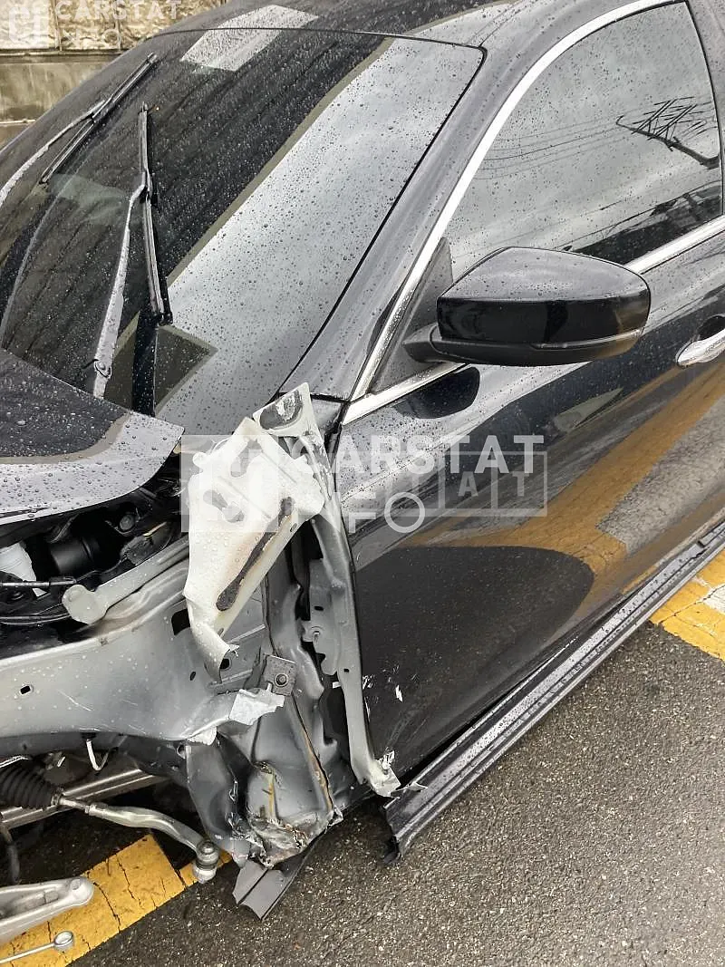 Photo 2 of 11: 2020 Maserati Ghibli, VIN ZAM57XSG0L1347276 — Korean insurance auction