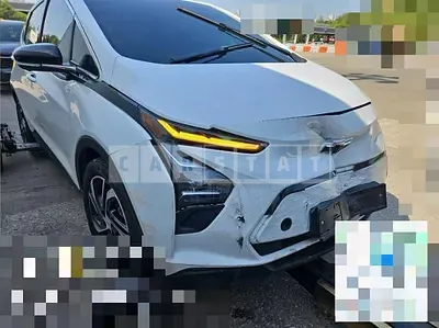 Photo 1 of 13: 2022 Chevrolet Volt Electric Car — Korean insurance auction